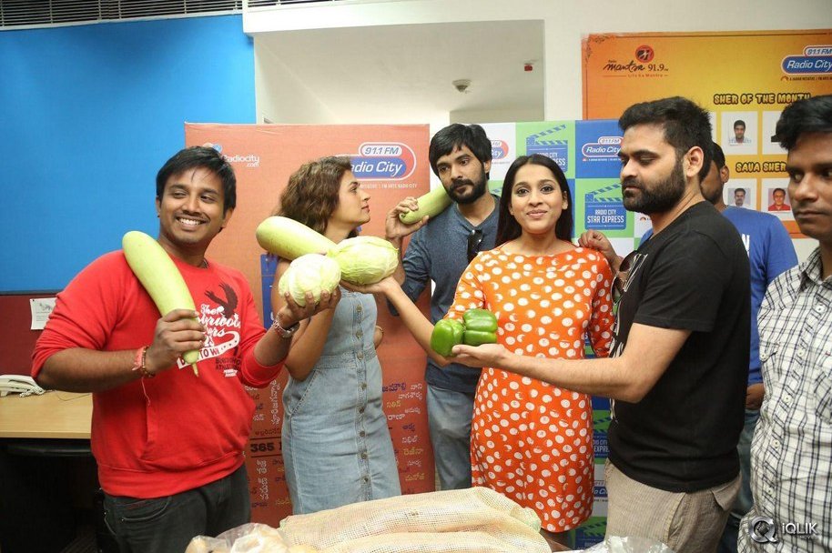 Guntur-Talkies-Movie-Team-at-Radio-City